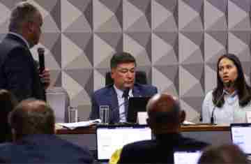  Ex-secretária do Careca do INSS diz que tinha acesso a cofre 